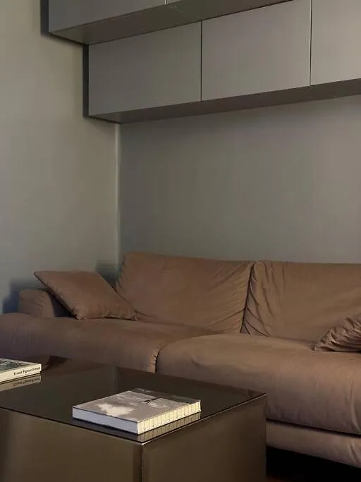 Charming Apartment *